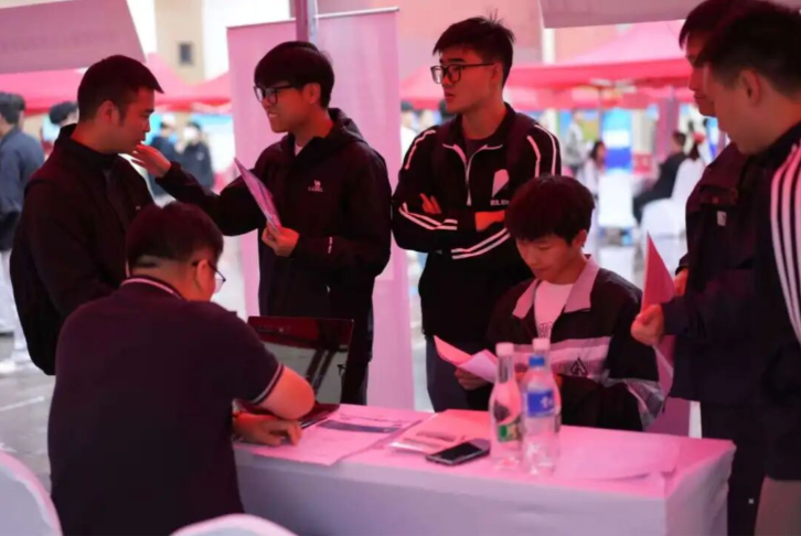 78bcdc82-1cab-4234-837c-a83ea799fe96